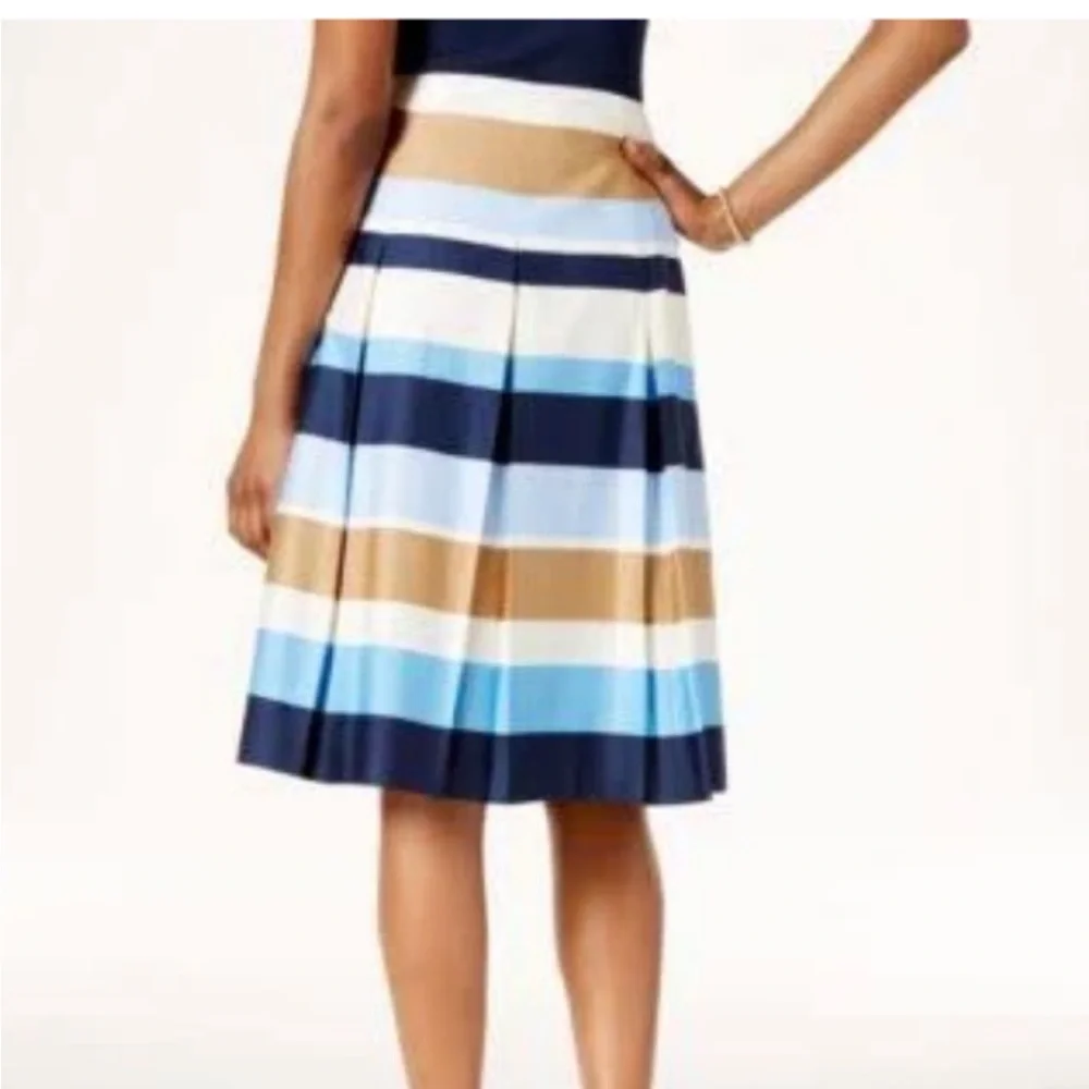 Charter Club Skirt Pleated 12 Blue White Gold - Picture 2 of 5